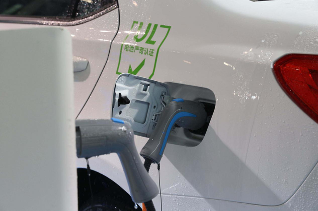 江苏新能源汽车：从消费大户向产业大省的跨越