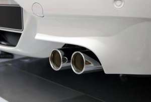 双排气筒汽车_“一根排气管”和“两根排气管”有什么区别？修车工给你科普下
