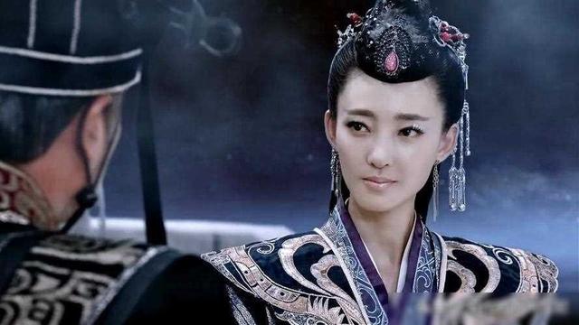 太火辣!封神10版妲己都是性感尤物,只有她色气满满,身材火辣