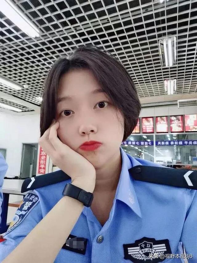 美女缉毒英雄,被贩毒帅哥撕烂了上衣