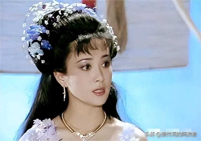 太火辣!封神10版妲己都是性感尤物,只有她色气满满,身材火辣