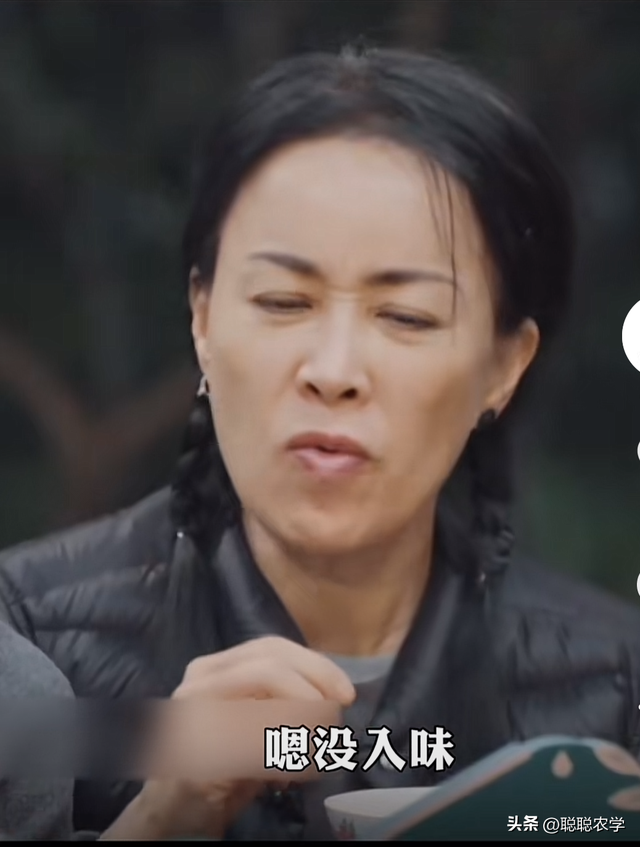 笑不活了!董宇辉称“居里夫人发明x光机”,评论区笑死个人