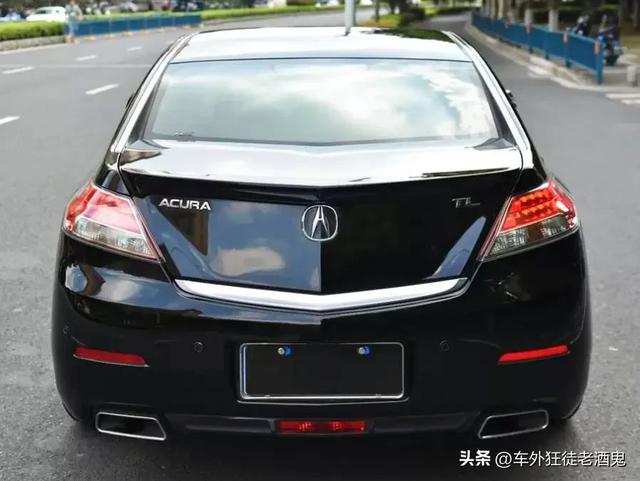 这台讴歌tl。是我见过的最完美的一台。没有之一。
