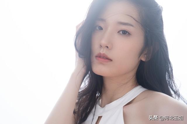 不要再称呼女人为美女了,这个称呼已经过时了。