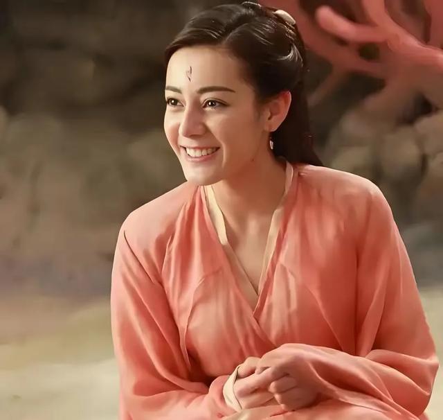 维族走出的8位美女明星,谁才是你心目中的“维族第一美女”?