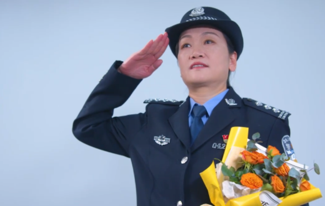她的美不止一面！有居民专门为苏州这位社区民警写了首歌