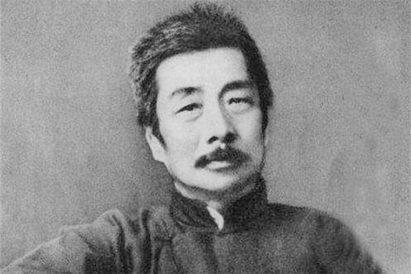 “复旦女神”陈果：从万人追捧到跌落神坛，她究竟做错了什么？