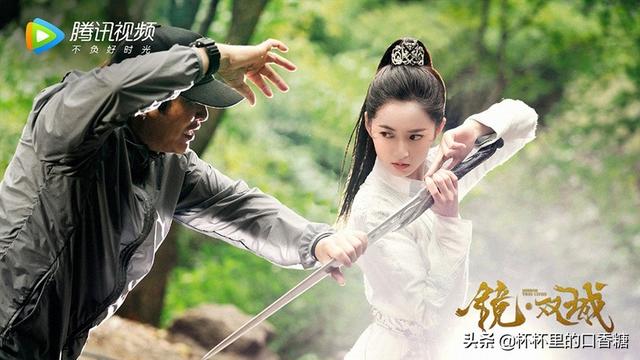 9位同龄不同命女星!杨紫坐稳顶流,娜扎没演技,袁冰妍没资源