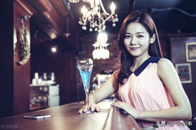 人气爆棚的粉色“通缉令”，女“酒托”石榴裙下，醉倒数千人