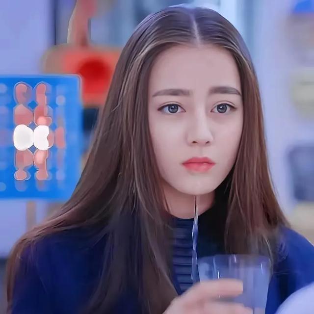 维族走出的8位美女明星,谁才是你心目中的“维族第一美女”?