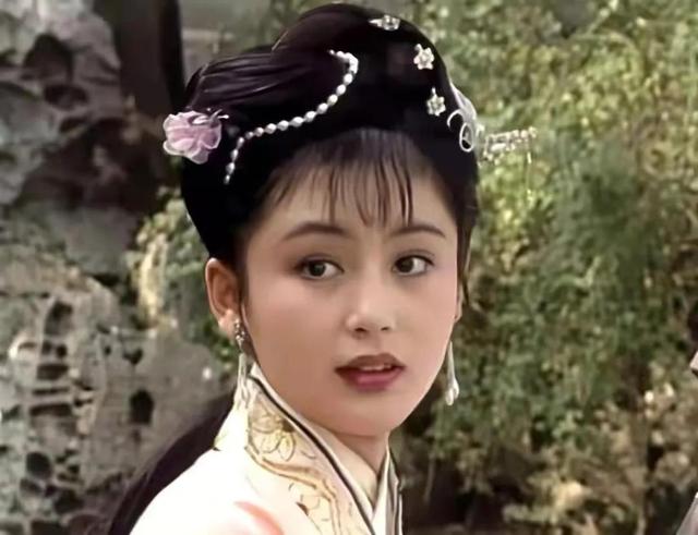 尖嘴猴腮别硬吹神颜,9位女星告诉你,古典美人从来都是珠圆玉润