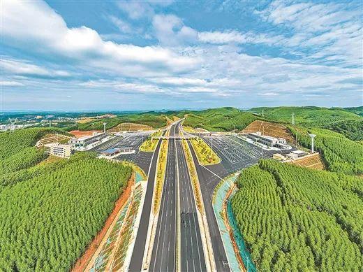 出行更便捷！广西这条高速路今天通车！