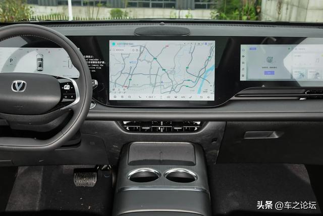 长安CS75 PLUS 新蓝鲸2.0T+8AT 动力组合 零百加速7.3S 性价比如何?