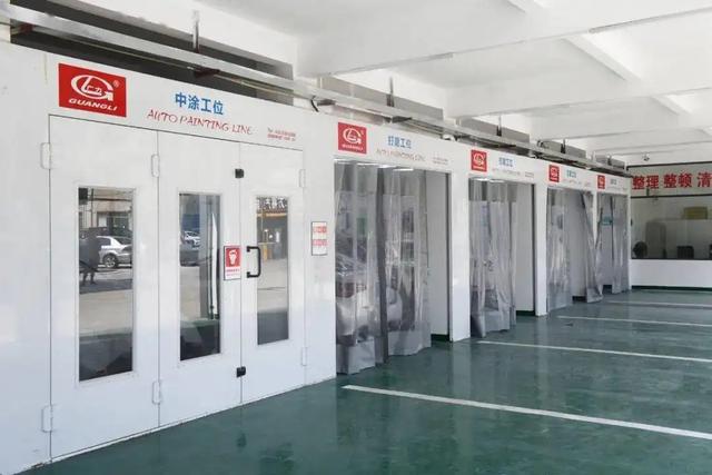 汽车钣金喷漆,应该去4S店还是修理厂,内行人告诉你其中的猫腻