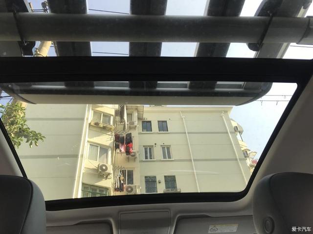 背上小书包,大众途安L加装行李架,顺便分享用车感受!