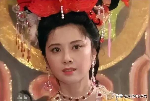 “中国第一美女”朱琳：身材丰腴，古典又端庄，美艳不可方物！