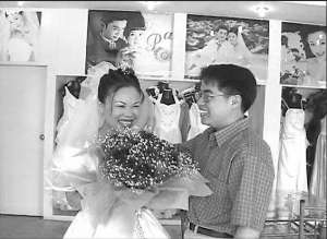 美女洞房自己来(记录攸县农村最后的传统式闹洞房)