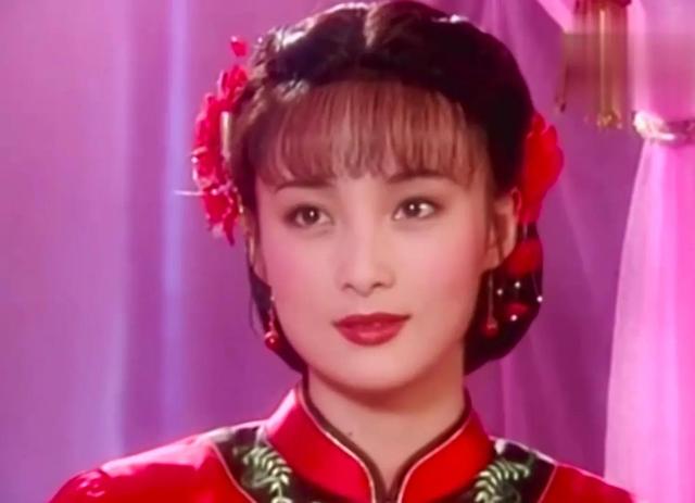 尖嘴猴腮别硬吹神颜,9位女星告诉你,古典美人从来都是珠圆玉润