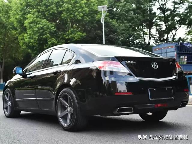 这台讴歌tl。是我见过的最完美的一台。没有之一。