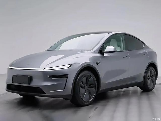 新款特斯拉Model Y 26.35万起！酷似无人驾驶汽车？恢复拨杆？