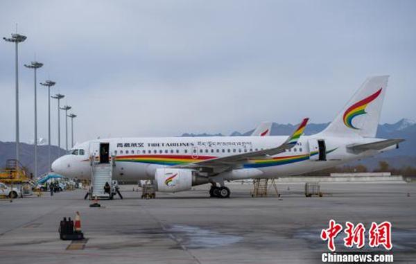 探秘西藏航空 美女空姐机长 还有让你想不到的……