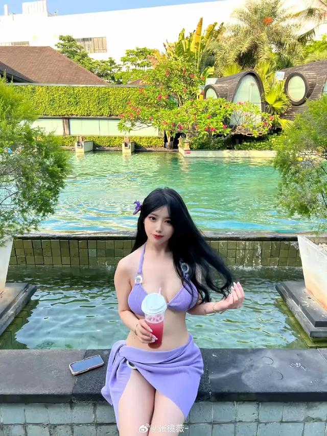 性感美女——张镜薇勾魂奇魂的美貌
