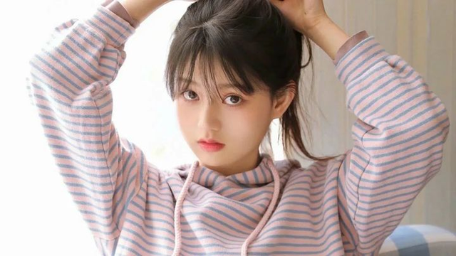 高清全面屏美女壁纸分享!
