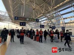 昆山到阜阳汽车票(8趟约4600人又一波复工定制专列奔赴苏浙)