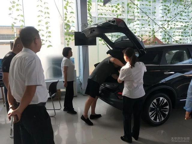 买车比高考更累:揭秘4S店套路,汽车销售终于说出“大实话”