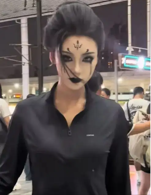 江玉燕COS四妹,玩家担心她把《黑神话》的神仙赶尽杀绝