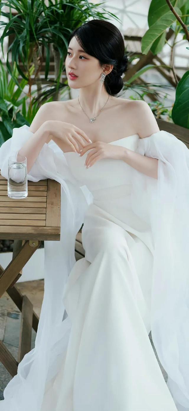高清明星美女壁纸｜身材真好