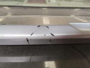 汽车塑料掉漆(