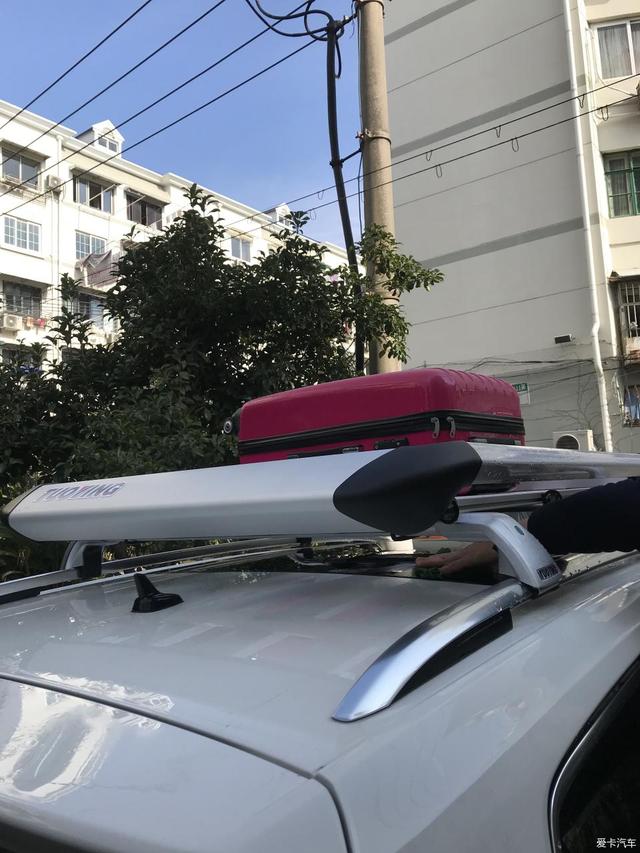 背上小书包,大众途安L加装行李架,顺便分享用车感受!