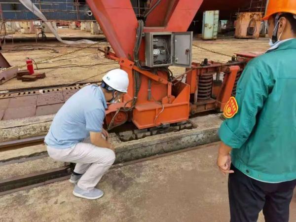 “烟花”距离泰州150公里!暴雨预警升级