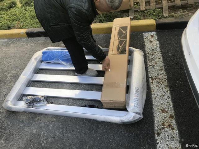 背上小书包,大众途安L加装行李架,顺便分享用车感受!