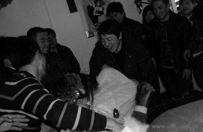 记录攸县农村最后的传统式闹洞房