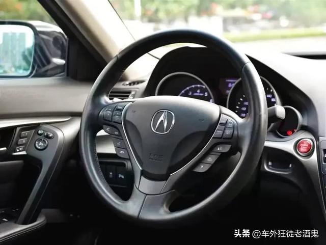 这台讴歌tl。是我见过的最完美的一台。没有之一。