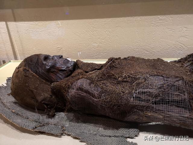 近4000年的楼兰古国美女干尸，毛发指甲都能看见，仿佛刚睡下一般