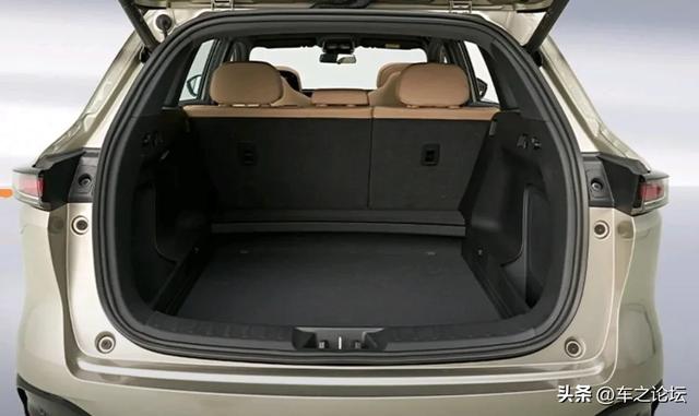长安CS75 PLUS 新蓝鲸2.0T+8AT 动力组合 零百加速7.3S 性价比如何?