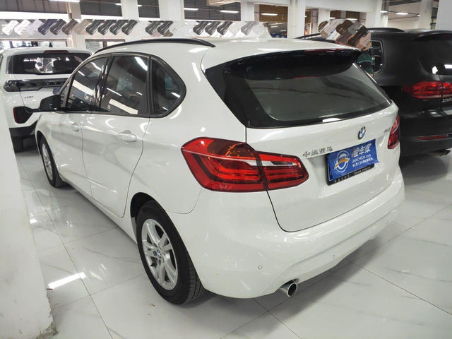 价格最亲民的宝马二手车,搭载1.5t三缸发动机的2系旅行能买吗?