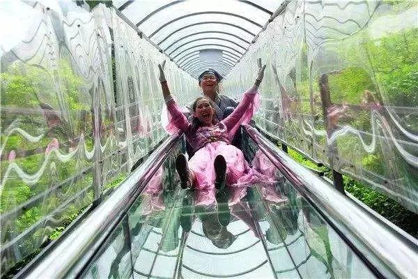 都匀首条7D玻璃桥春节开放！还有空中滑梯、树冠廊桥~