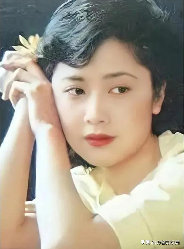 “中国第一美女”朱琳：身材丰腴，古典又端庄，美艳不可方物！