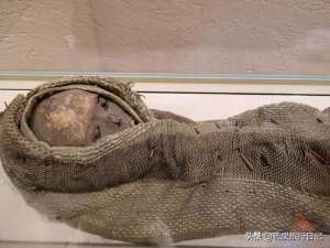 出土楼兰美女(近4000年的楼兰古国美女干尸，毛发指甲都能看见，仿佛刚睡下一般)