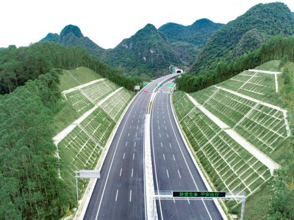 出行更便捷！广西这条高速路今天通车！