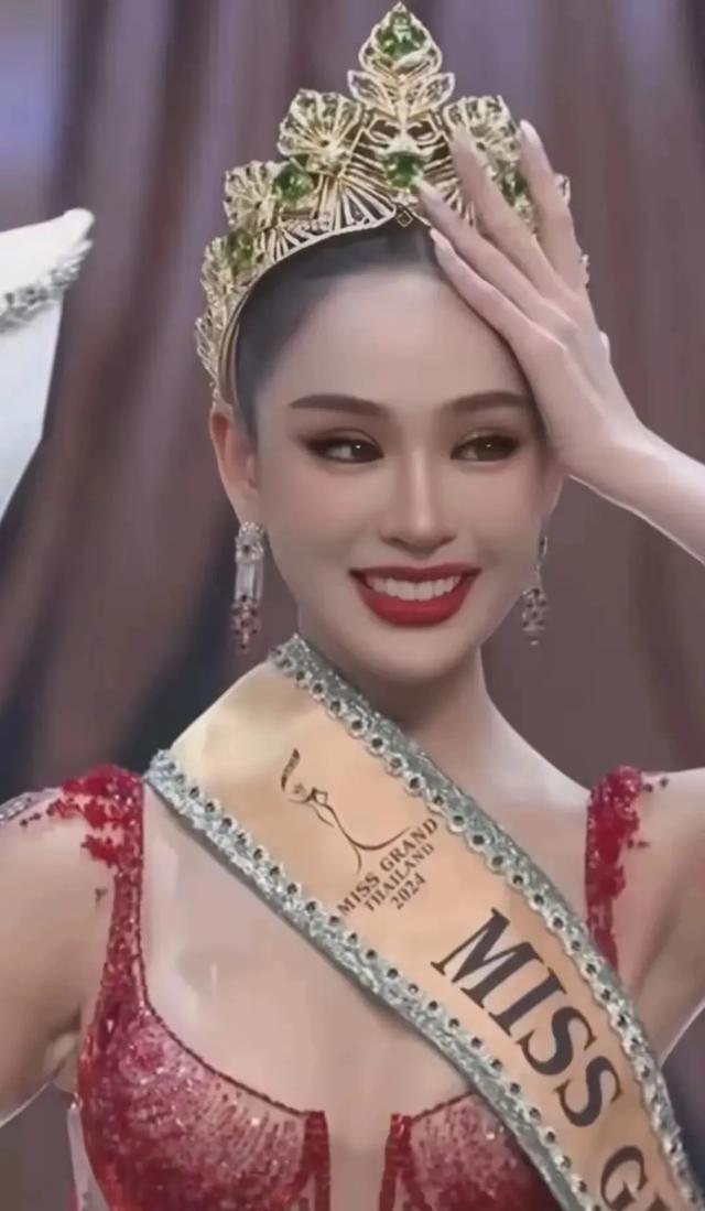 泰国选美大赛惊现超级美女，长相好看又有才华，比国内女星还耀眼