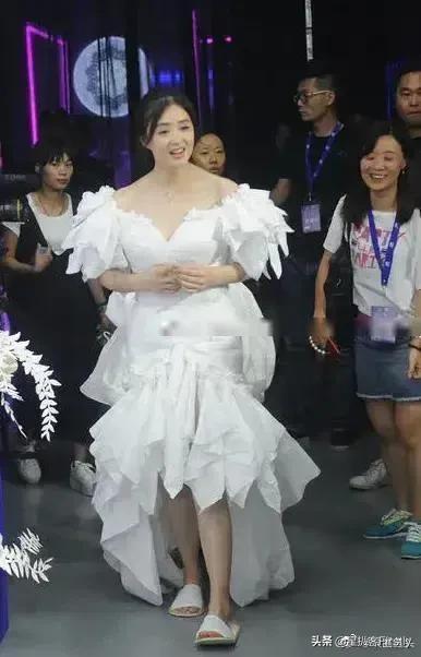 欢乐颂五美现状刘涛直播，王子文生娃，乔欣恋爱，只有杨紫这样做