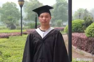 回马汽车站(26岁药师留下遗书出走：不要来找，不肖子不配让你们“送终”)