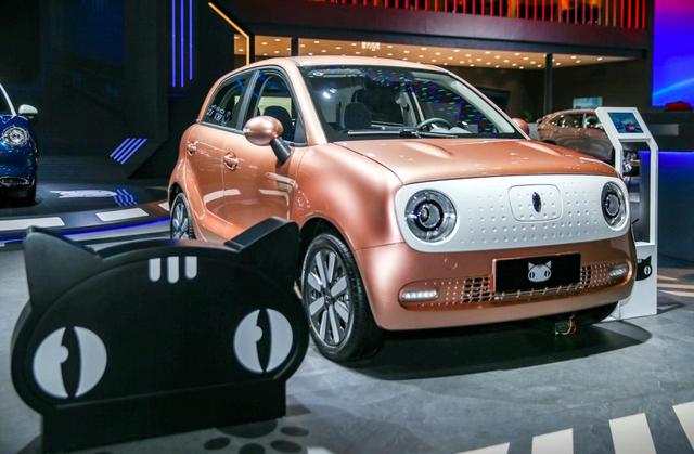 第三代哈弗H6、WEY坦克300、欧拉ES11，长城汽车是这样定义产品“朋友圈”的｜2020成都车展