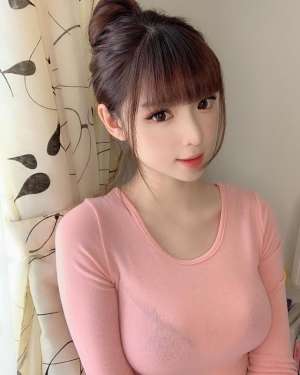 极品美女私人(马来西亚极品童颜美女Amy香儿个人高清性感写真集)