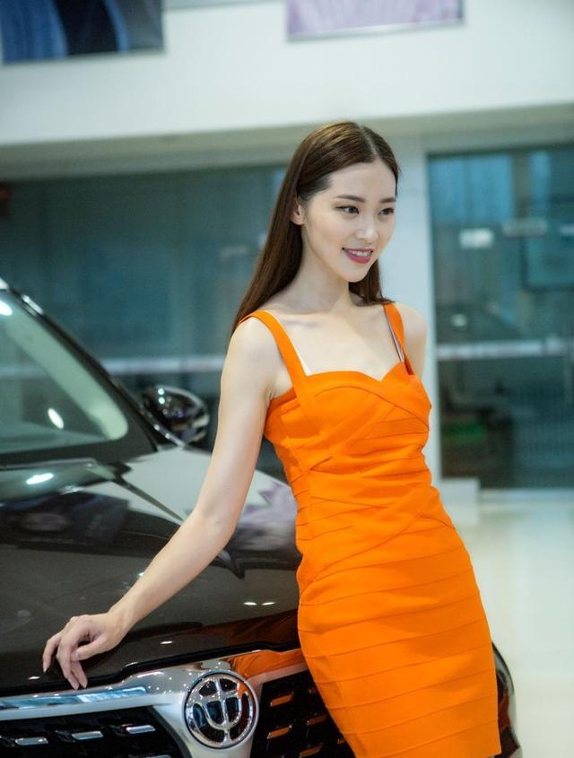 31 张性感美女图，如此漂亮的小姐姐，你确定不看？